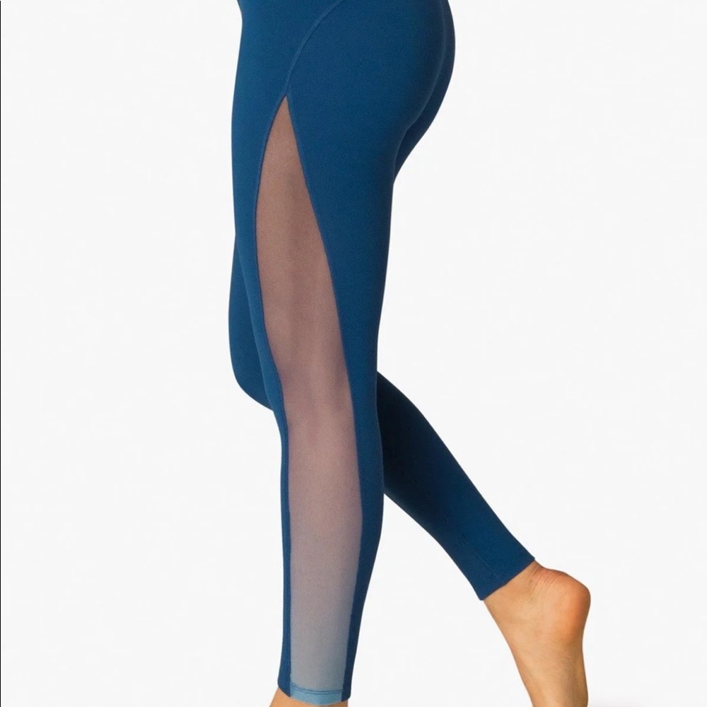 Beyond yoga leggings
